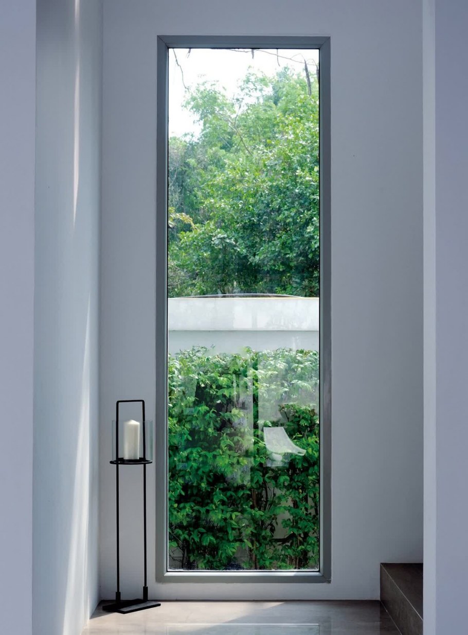 Длинное окно