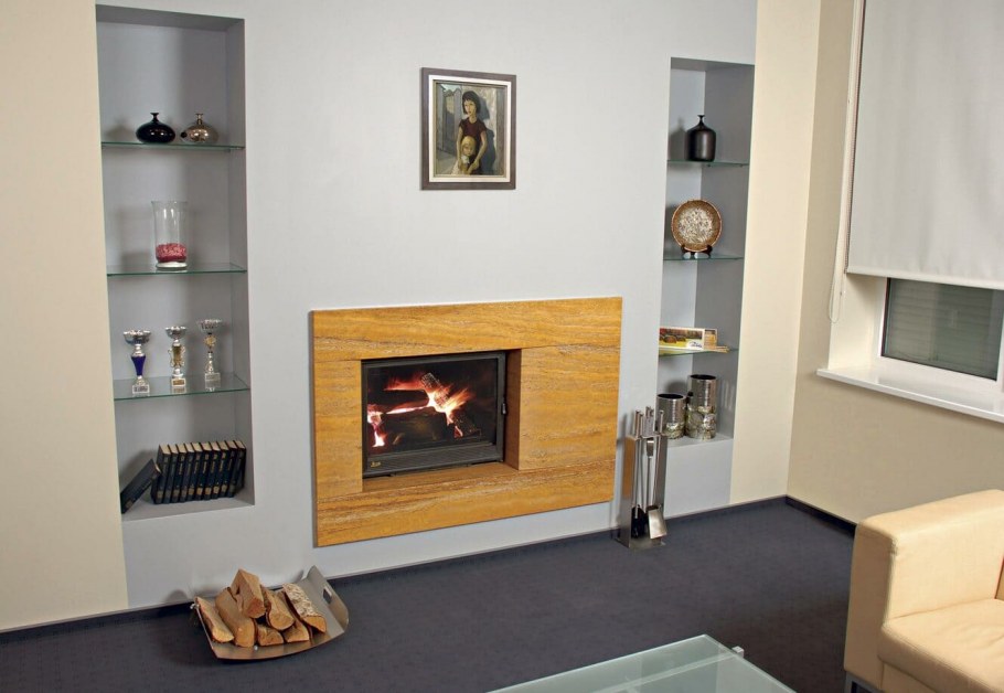 Камин встроенный в стену