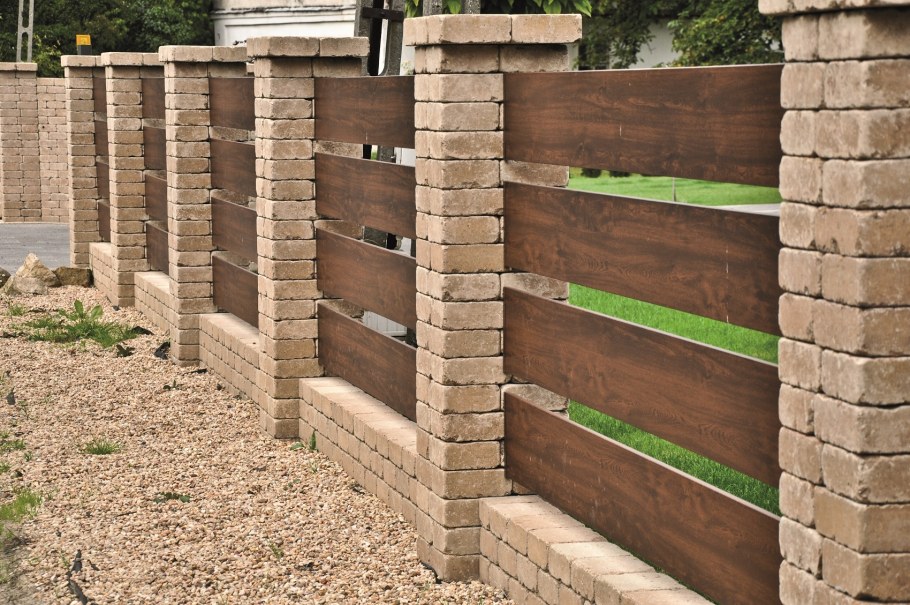 Необычный забор