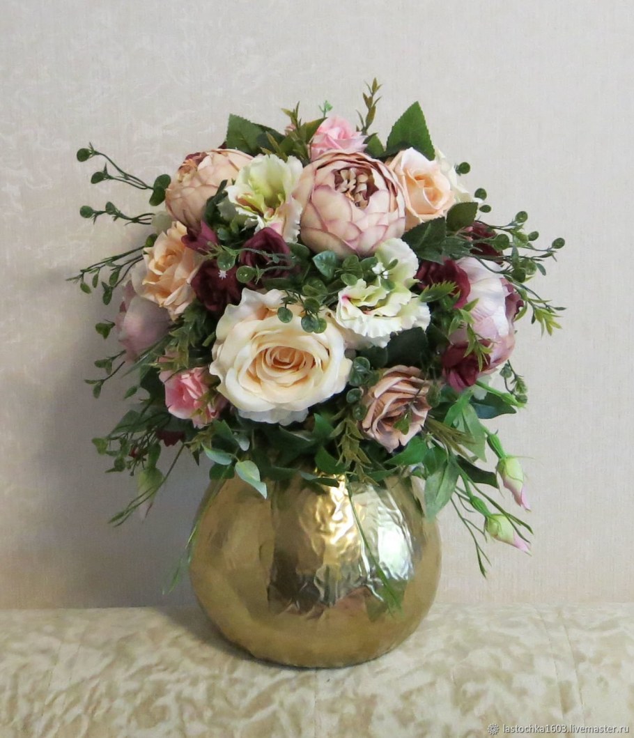 Искусственные букеты для интерьера