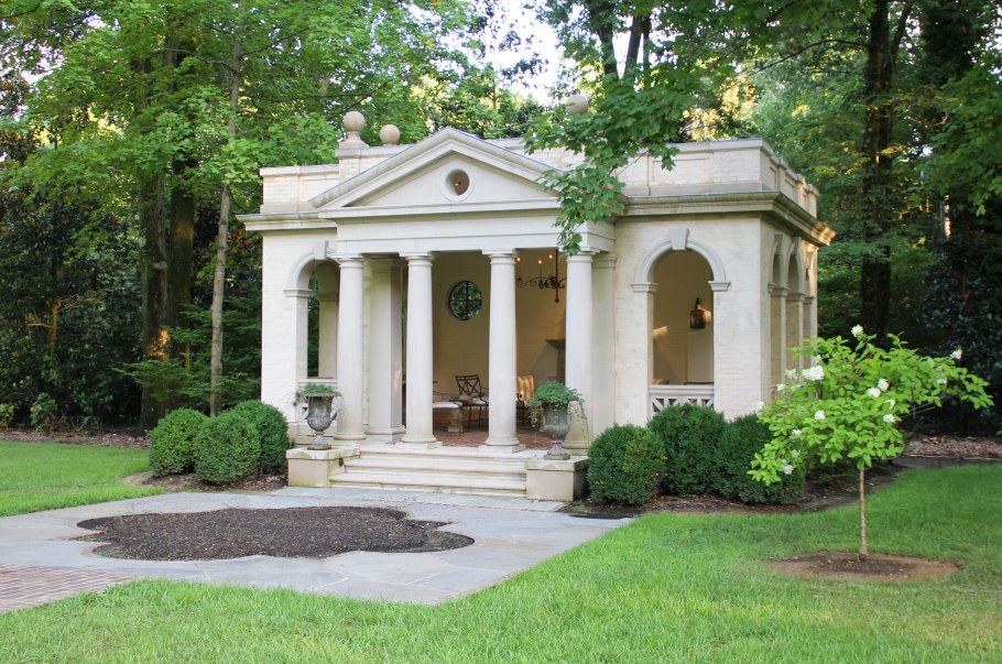 Беседка Фолли