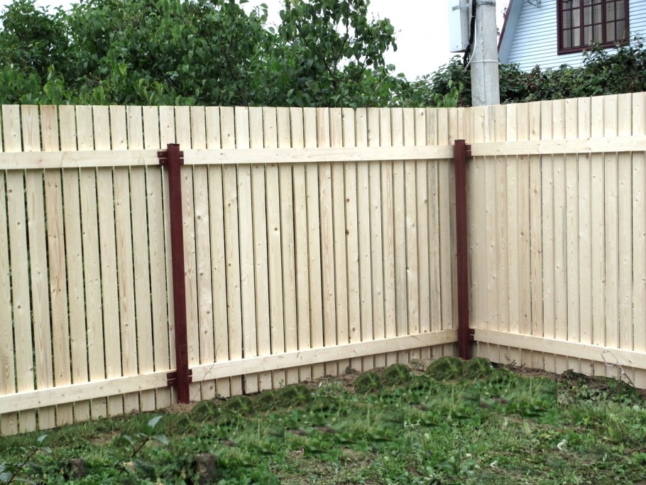 Постройка деревянных заборов