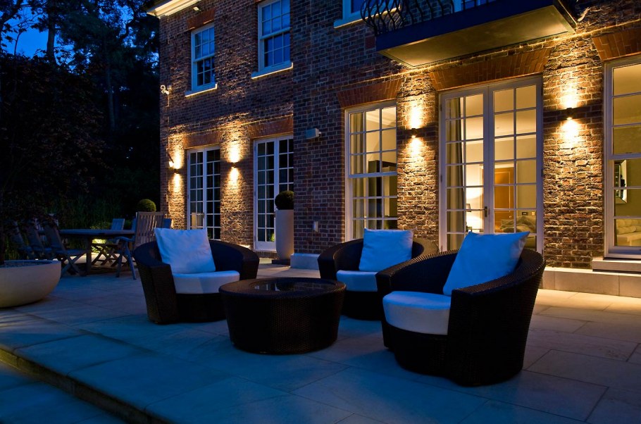 Луч света в комнате