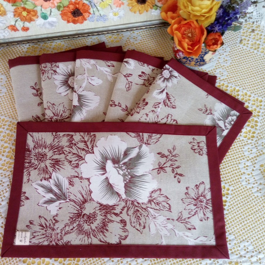 Подушка в лоскутной технике