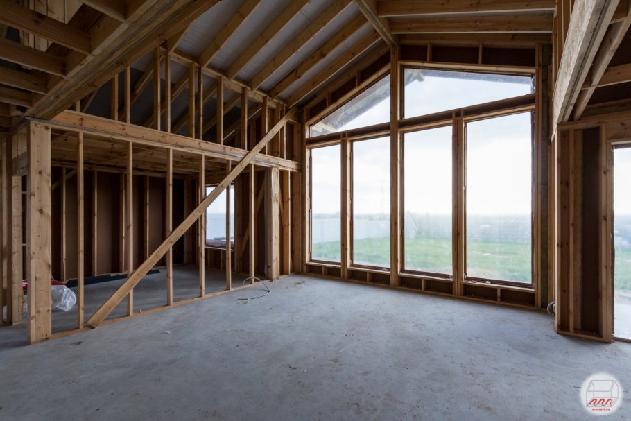 Деревянная крыша изнутри