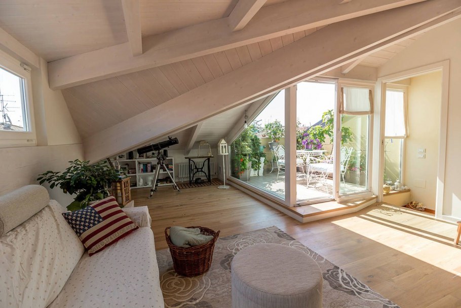 Утепление мансардной ломаной кровли