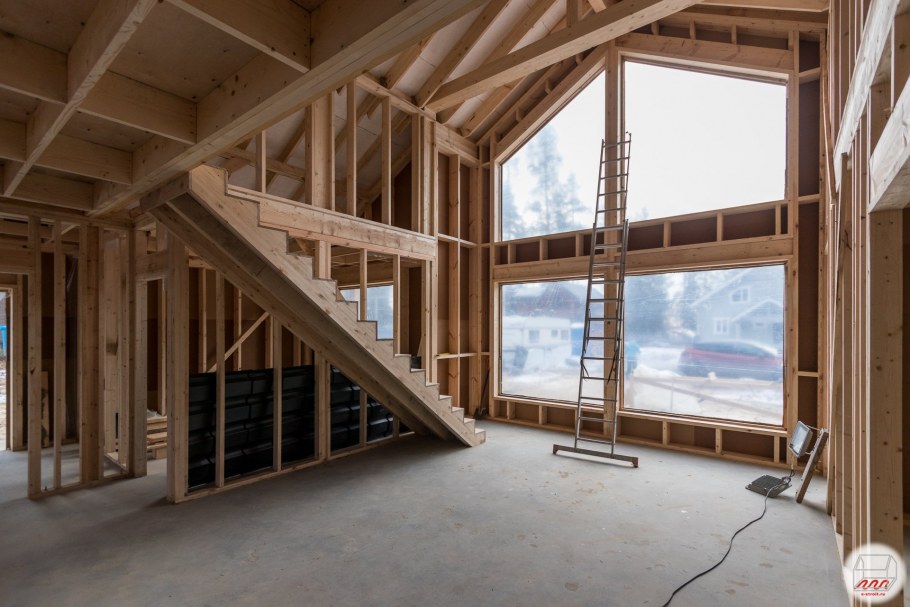 Дом со вторым светом