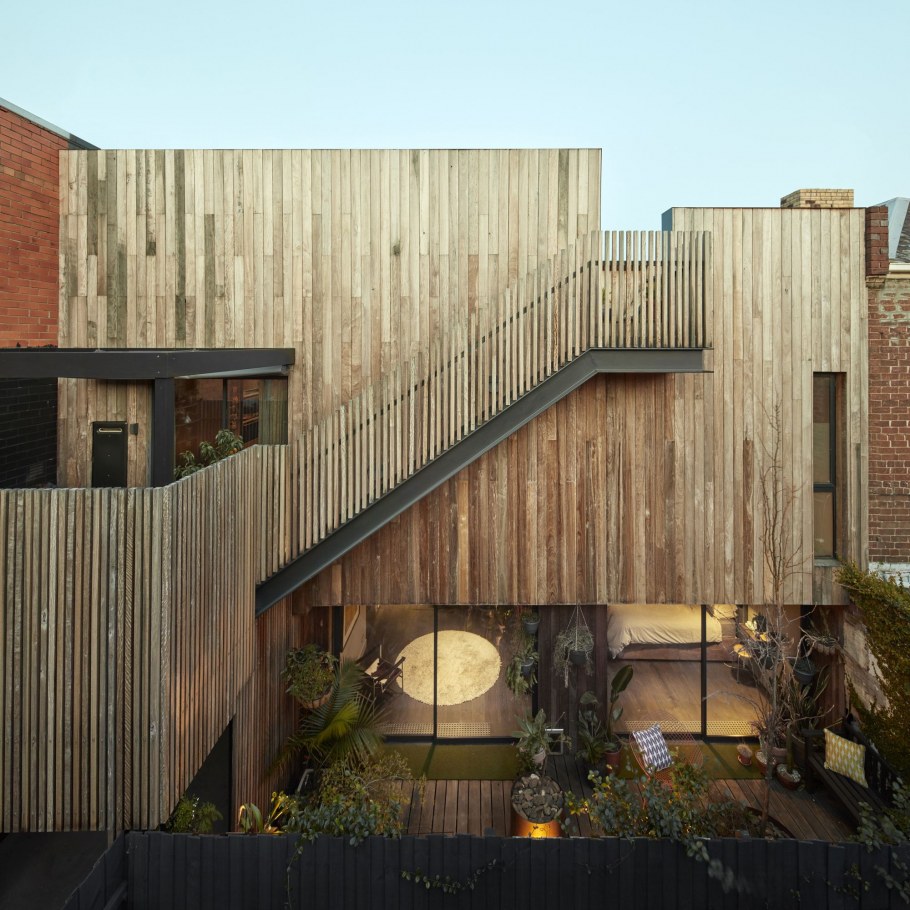 Дом в стиле Фьюжн фасад