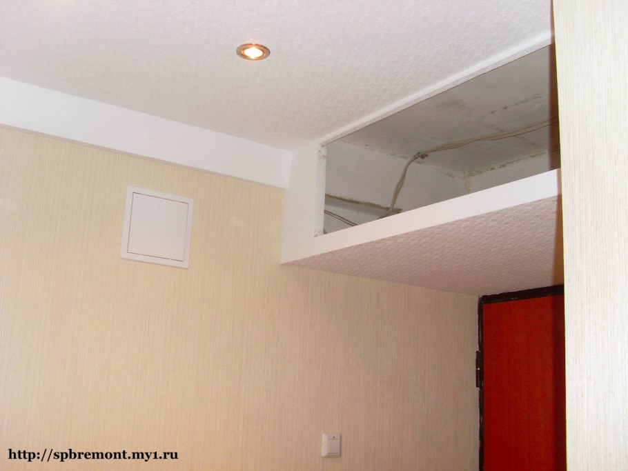 Антресоль и натяжной потолок