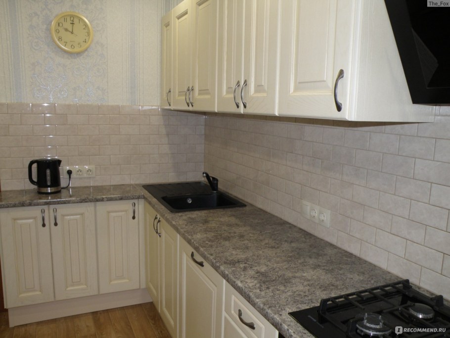 Кухни Леруа Мерлен с столешницей Нэнси