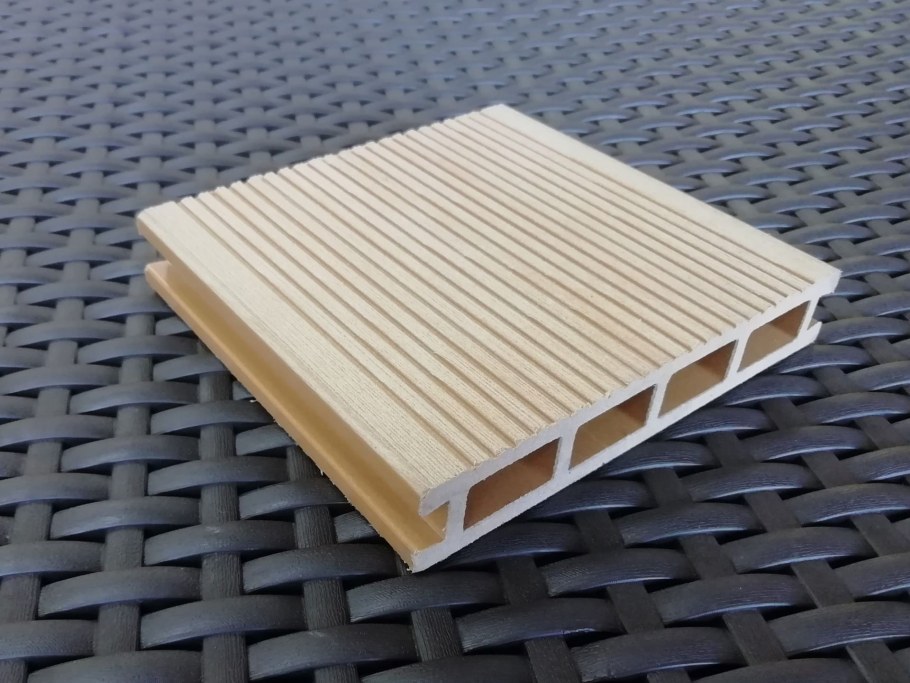 ДПК это древесно-полимерный композит