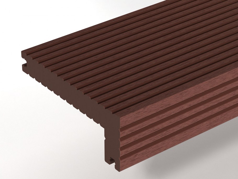 Террасная доска у дома