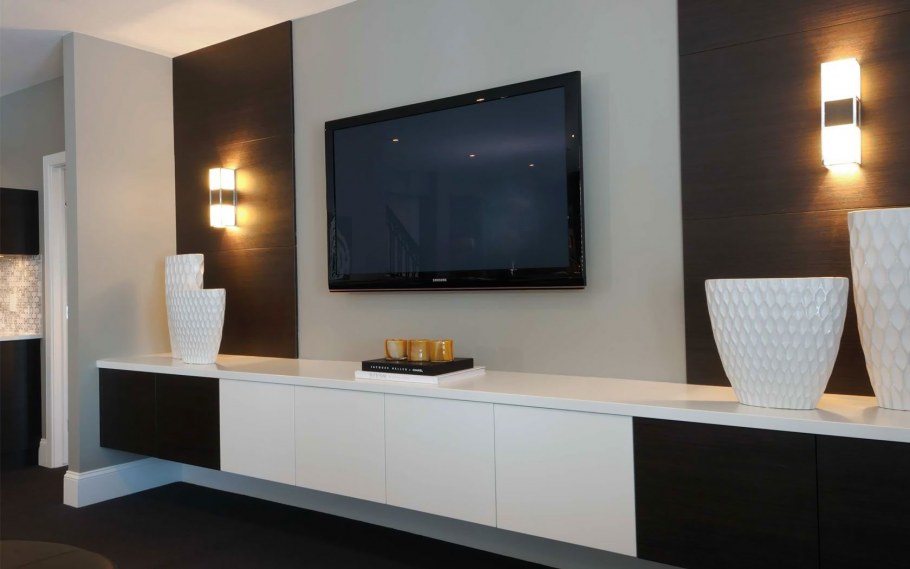 Телевизор в интерьере гостиной