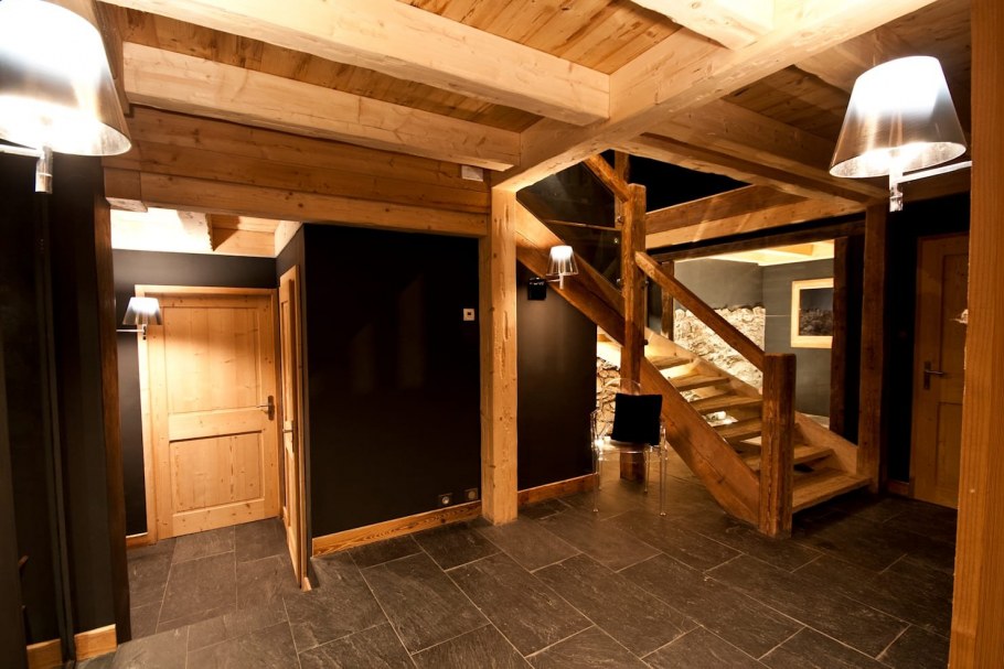 Коридор в стиле Шале