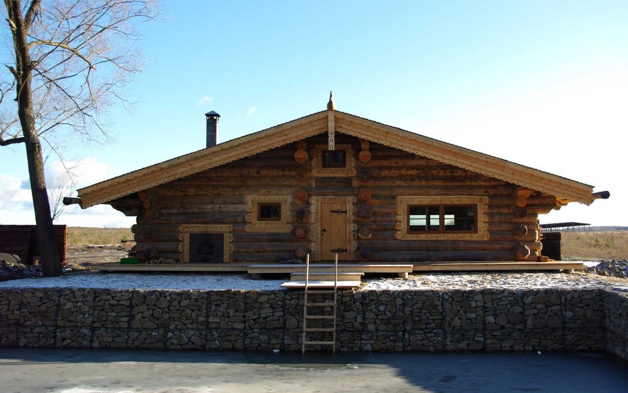 Баня из сруба в стиле Шале