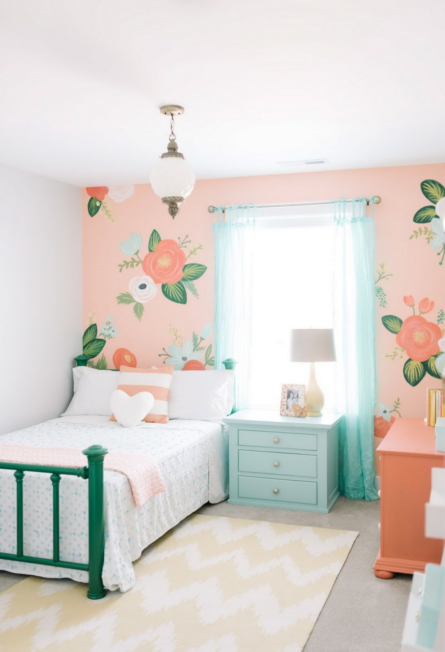 Интерьер детской