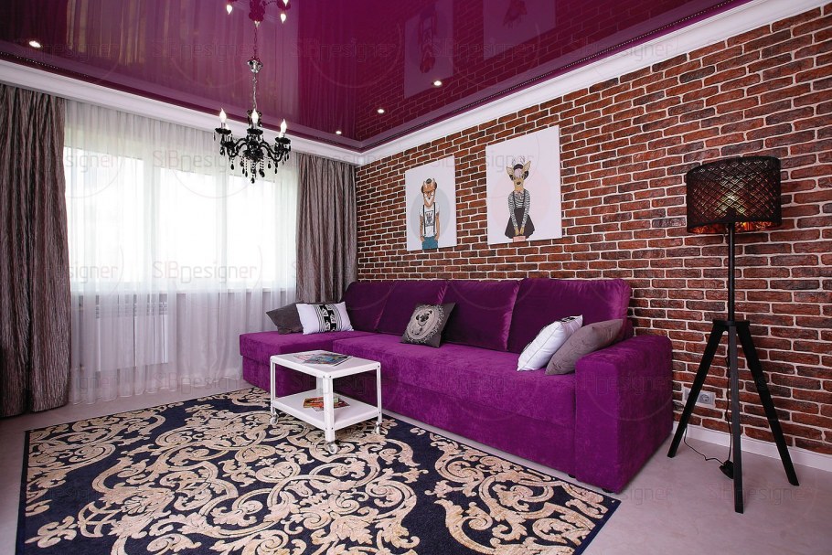 Фиолетовый потолок в интерьере