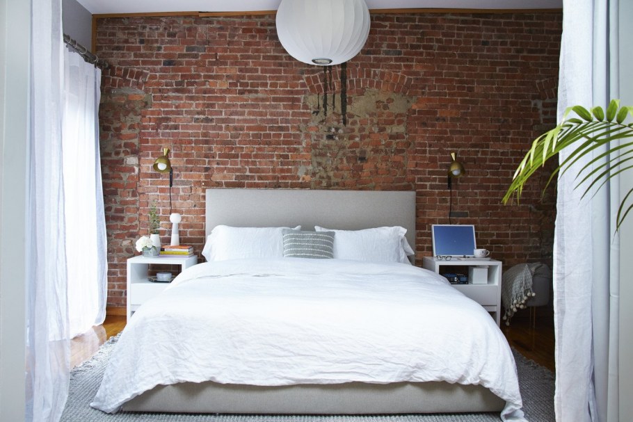 Спальня в стиле лофт красный кирпич