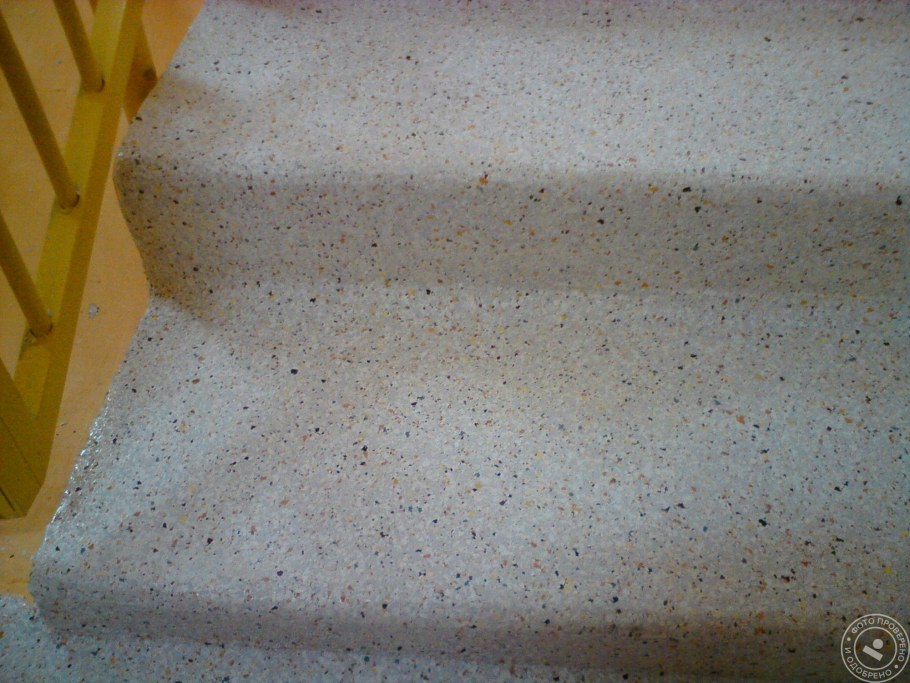 Полимерный пол лестница