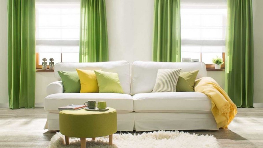 Гостиная в светло зеленых тонах