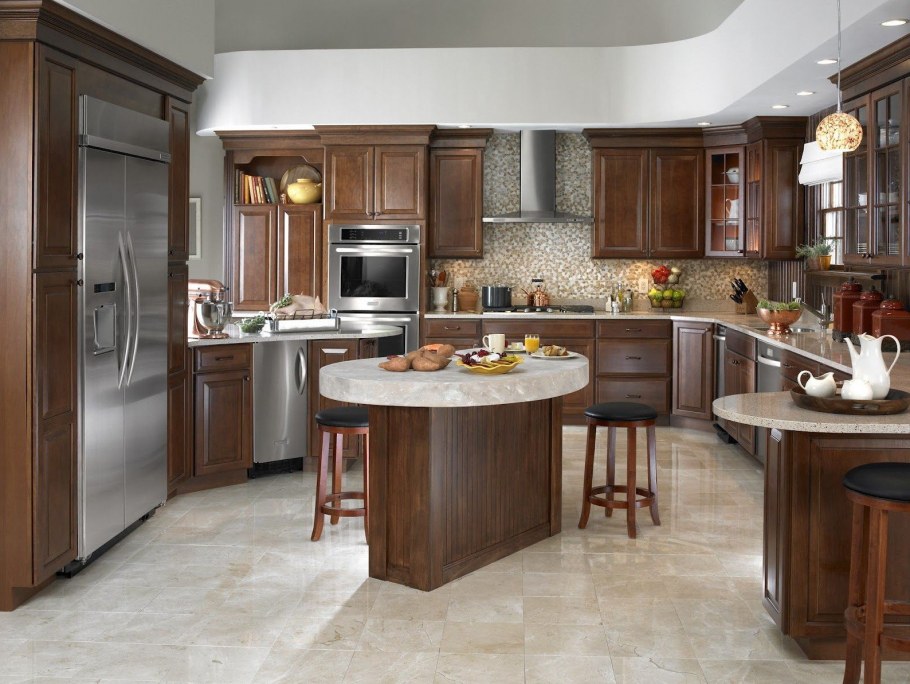 Планировка большой кухни