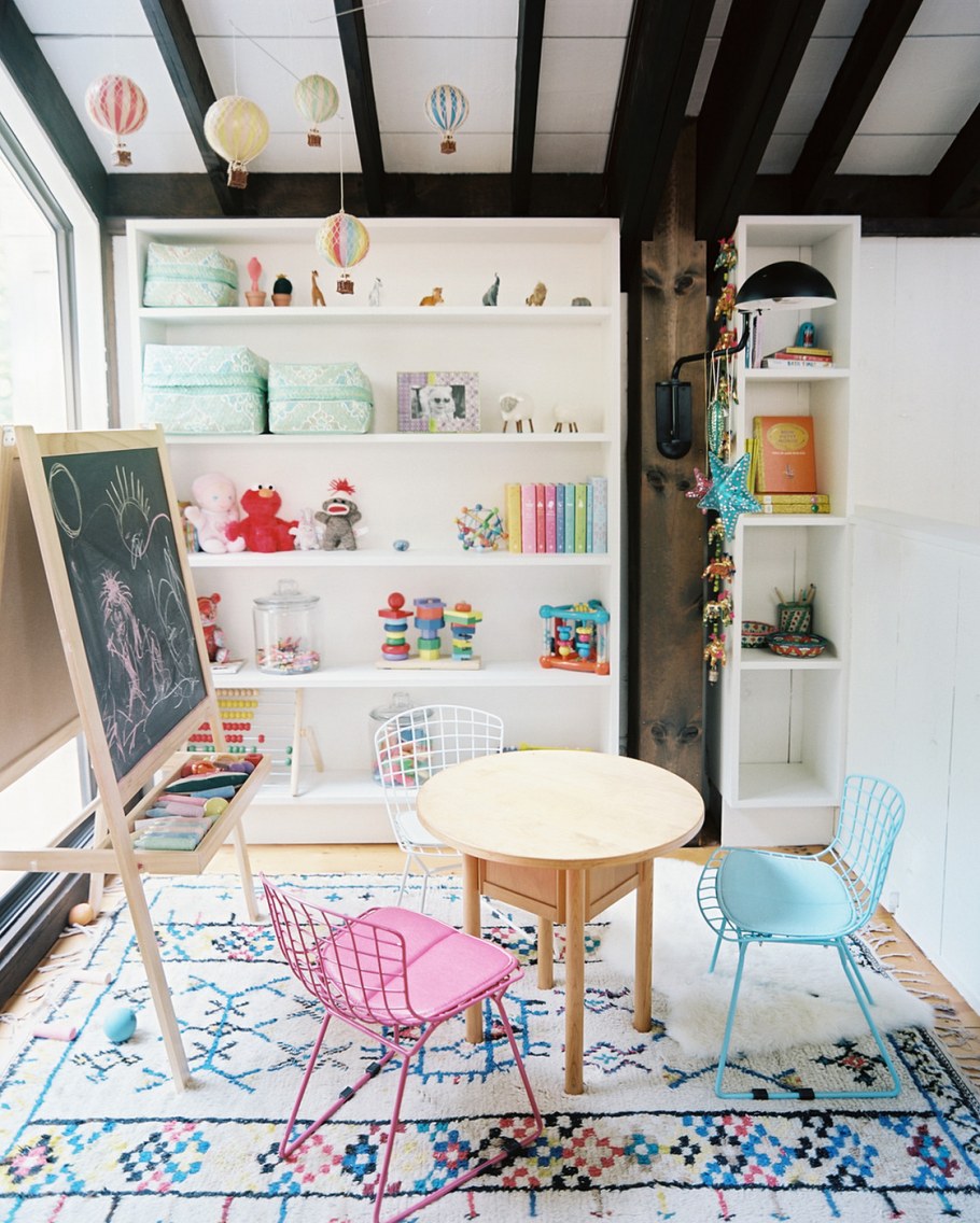 Творческий уголок Монтессори