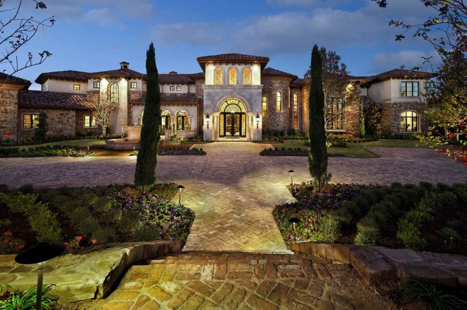 Особняк в Тосканском стиле