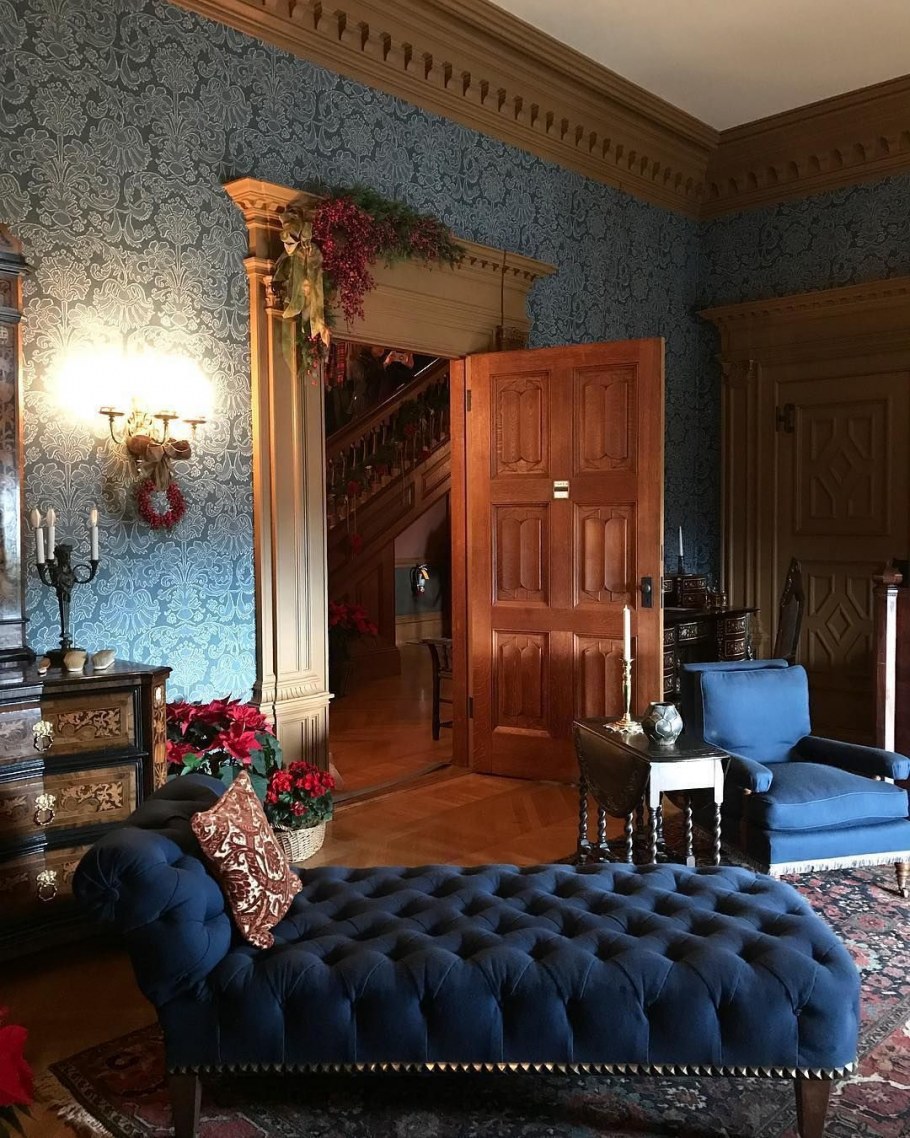 Комната в стиле викторианской эпохи