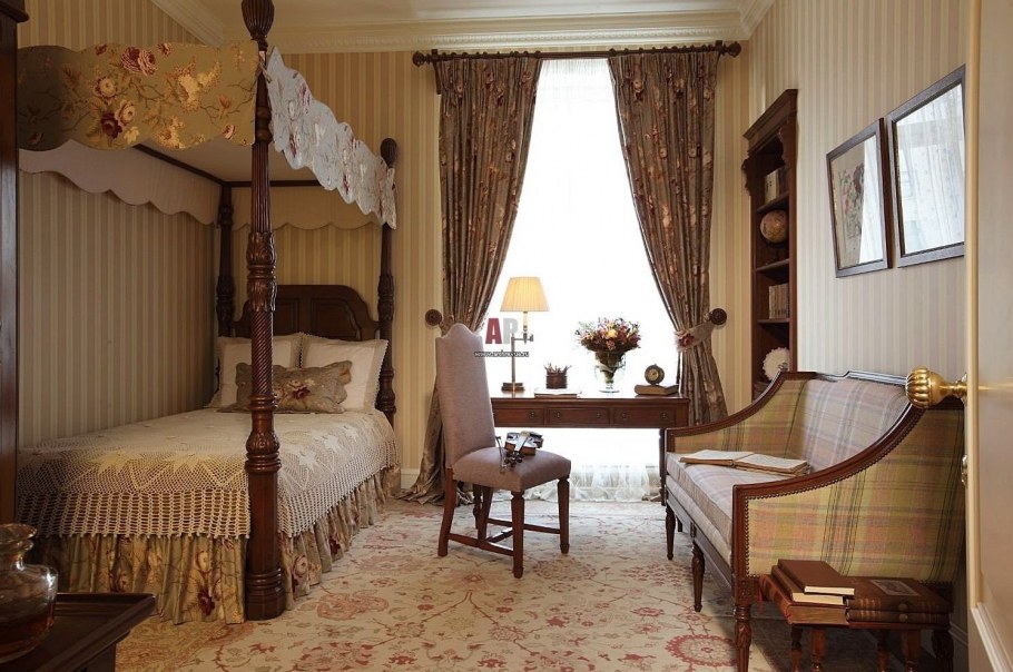 Спальня в Англии 19 века в викторианском стиле