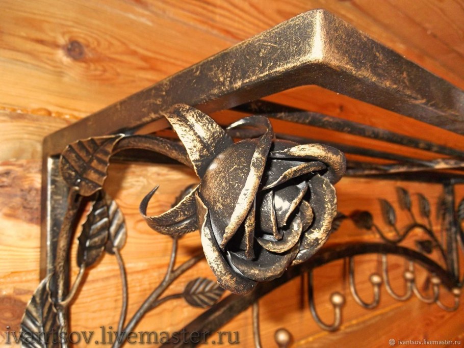 Ковка розы вешалка
