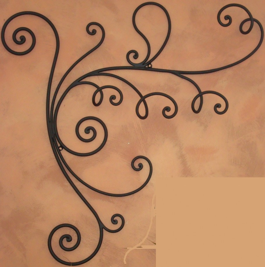 Кованые изделия на стену