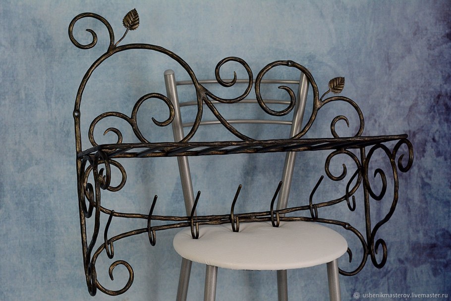 Кованые вешалки