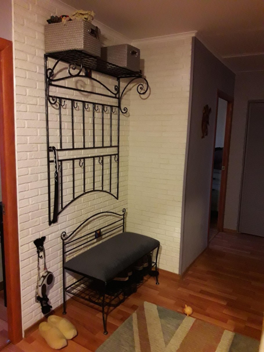 Кованная прихожая