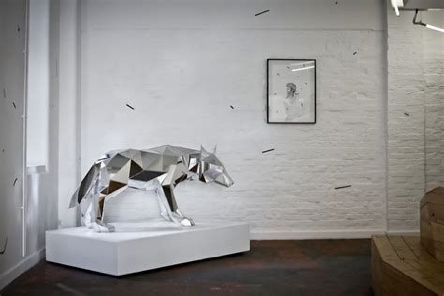 Скульптура в интерьере