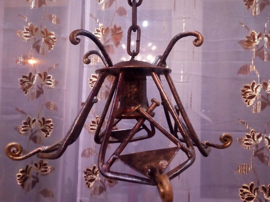 Кованые цветники