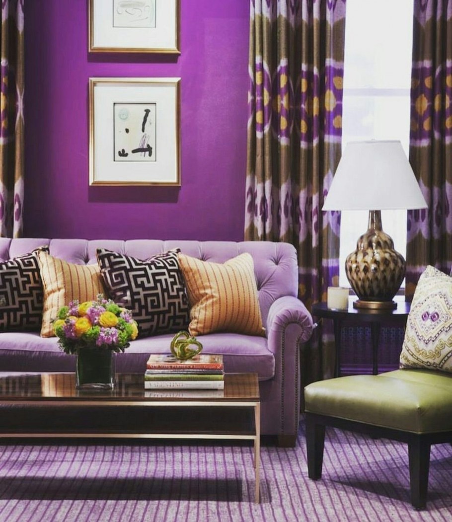Комната в фиолетовом цвете