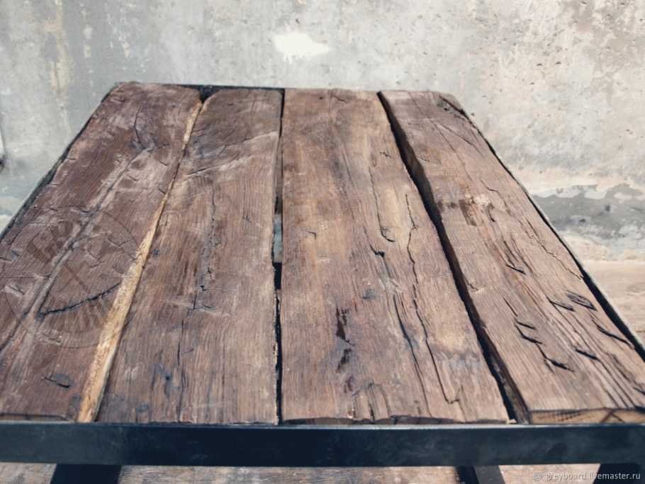 Необрезные доски в интерьере