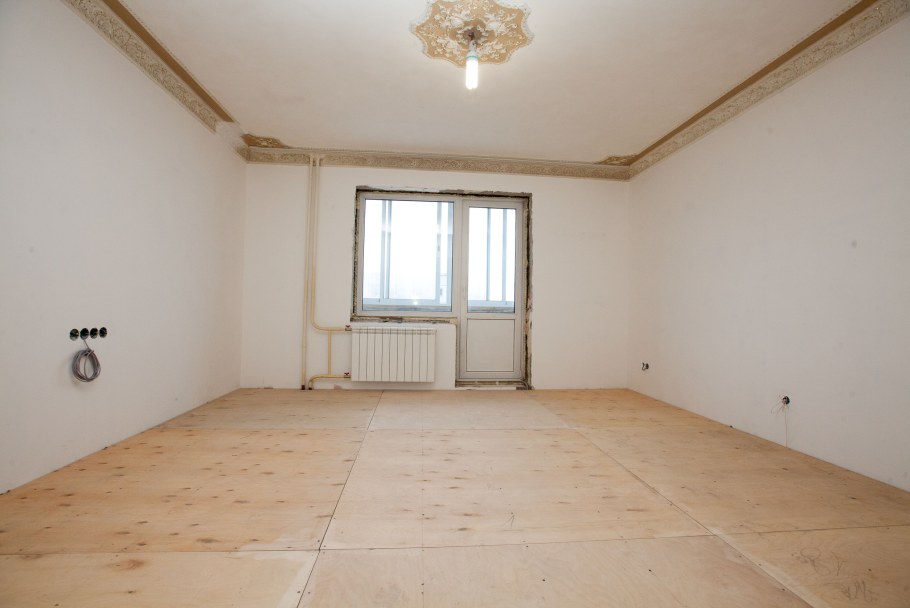 Квартира с черновой отделкой линолеум