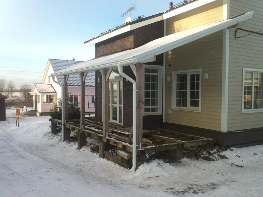 Веранда с ковкой