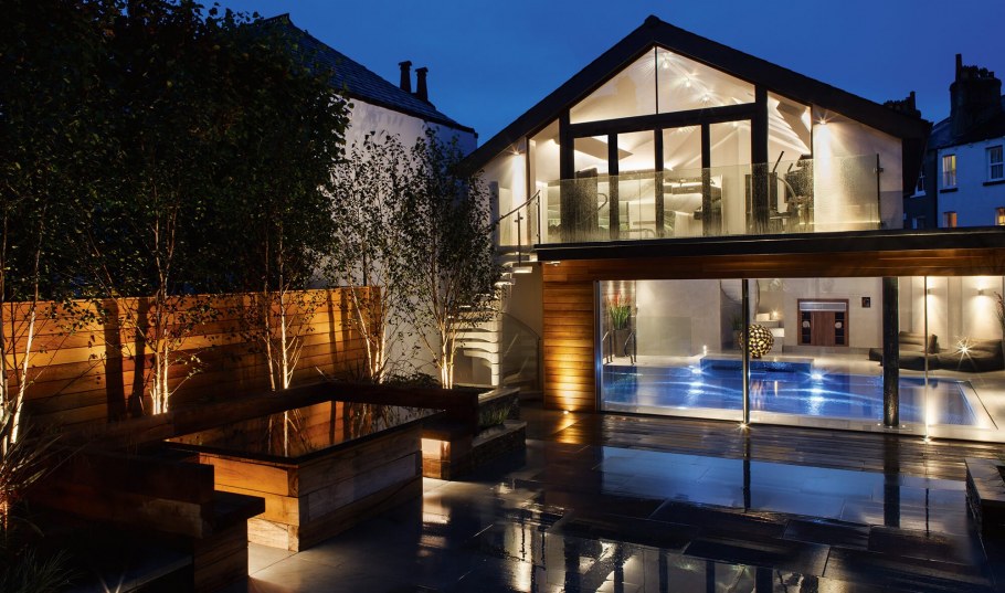 Подсветка загородных домов