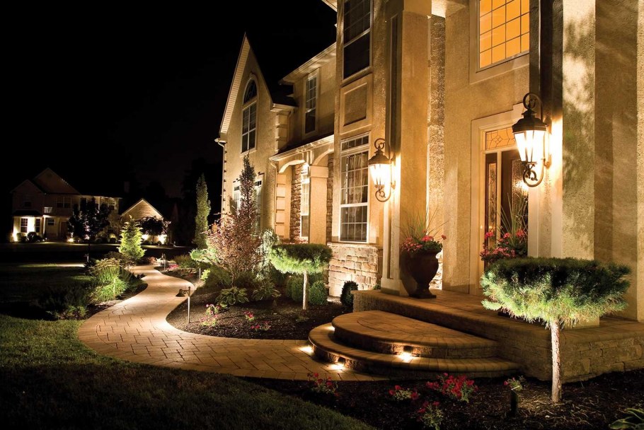 Уличное освещение для загородного дома