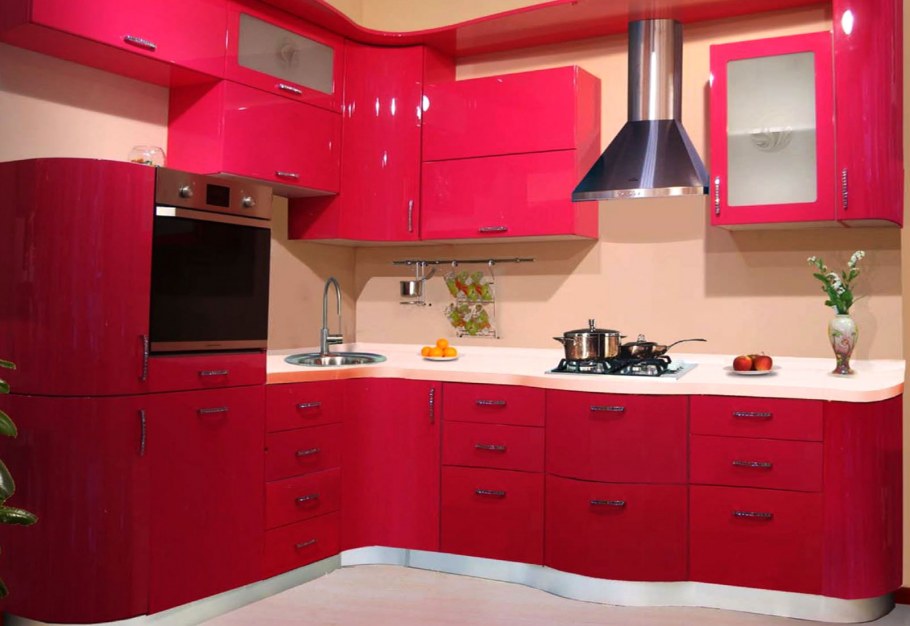 Красная угловая кухня