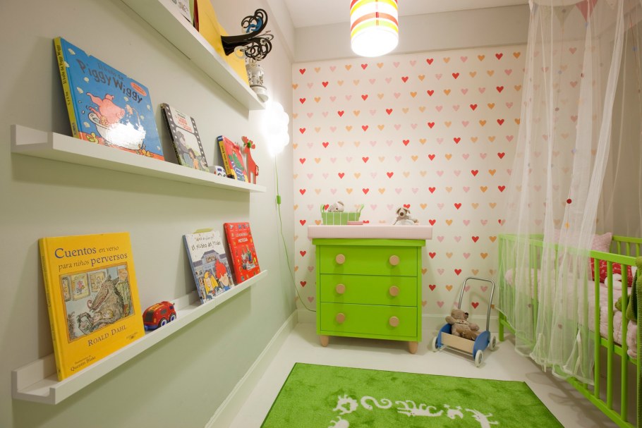 Комната для девочки в розовом цвете