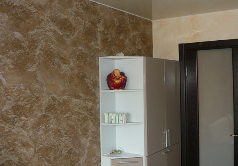 Декоративная штукатурка стен на кухне