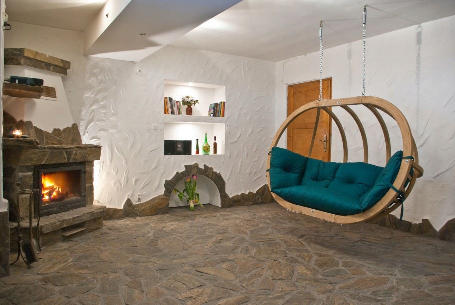 Подвесное кресло в интерьере