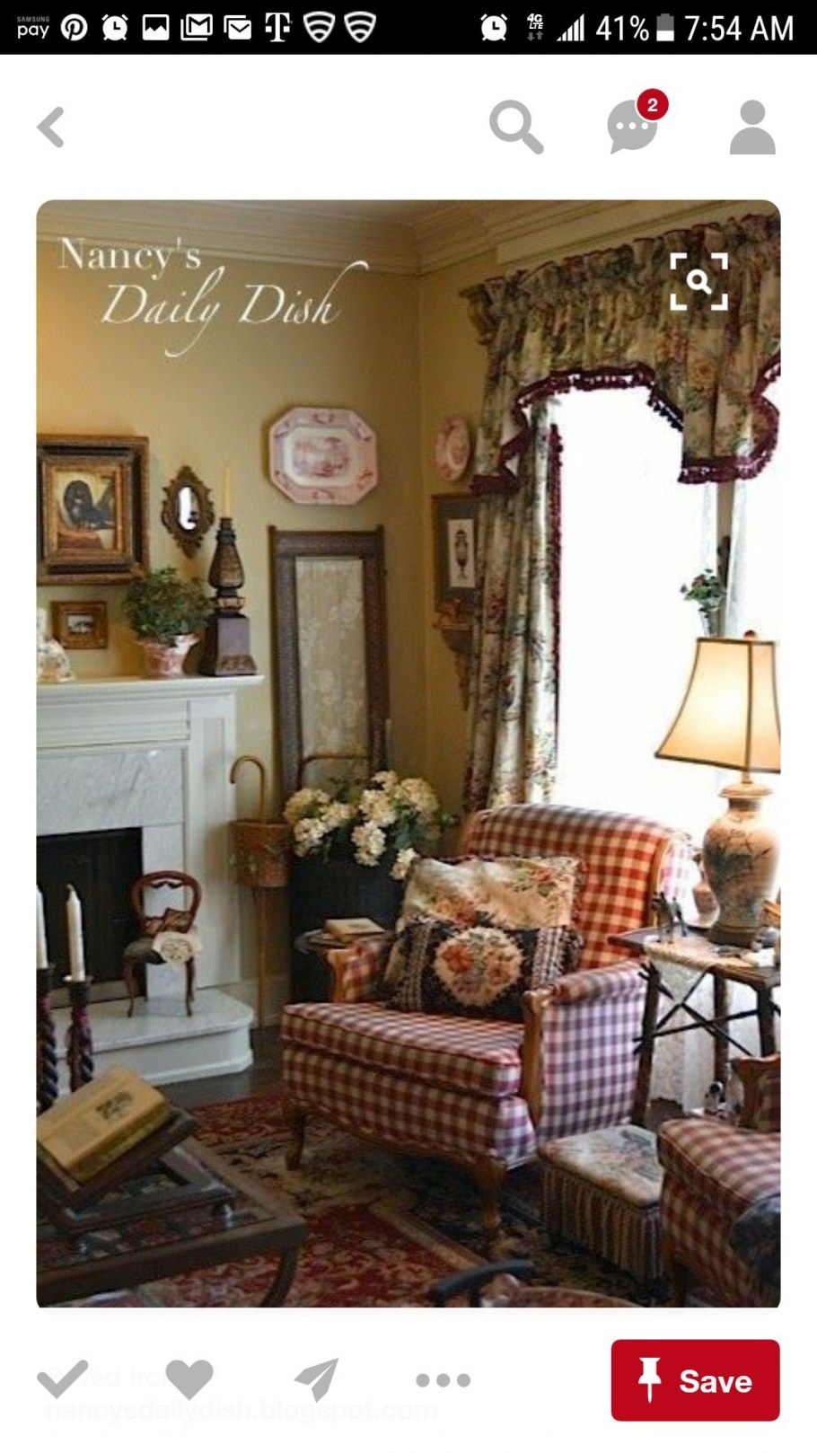 Крохотная гостиная в английском стиле