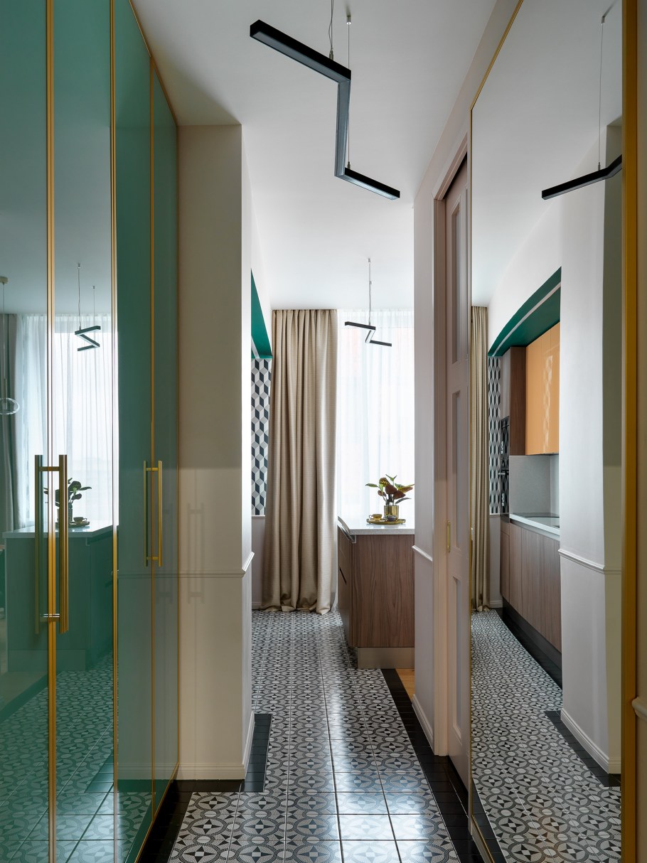 Прихожая для узкого помещения