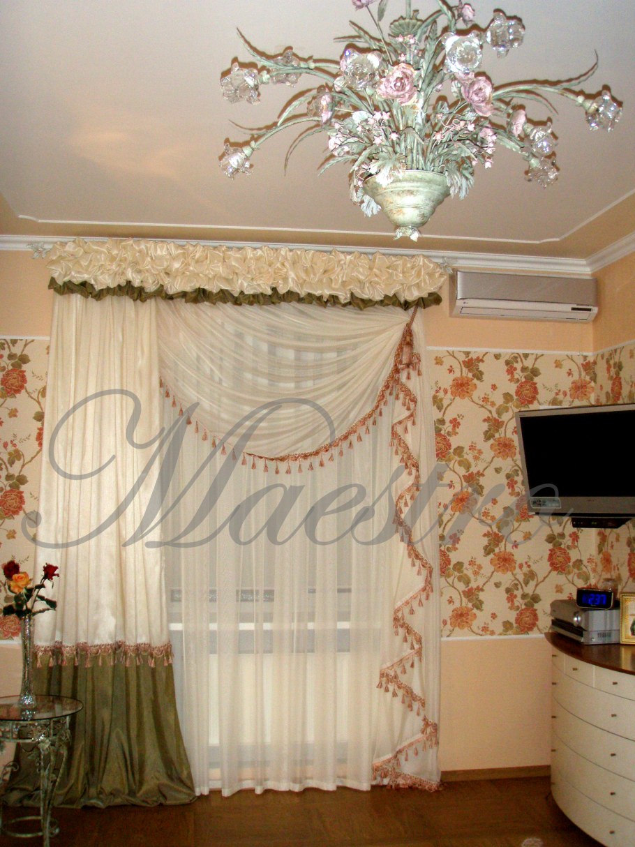 Сплит система в зале