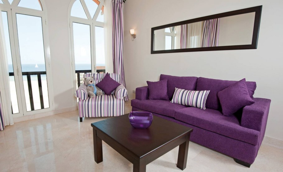 Сочетание сиреневого в интерьере