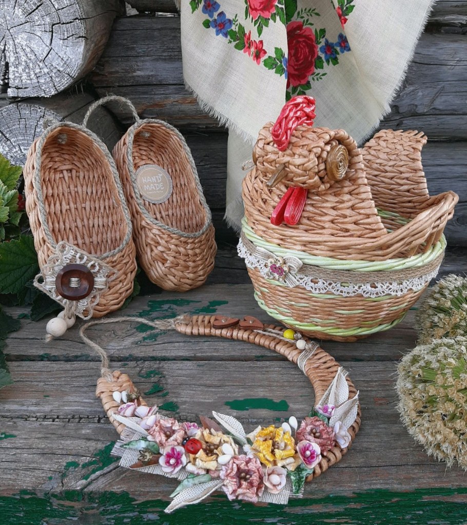 Плетеные корзины из бумажной лозы